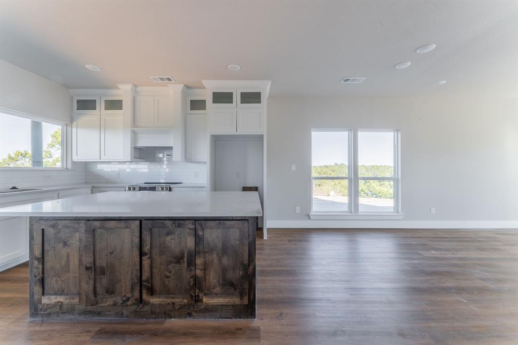 9100 Cherokee Court Rio Vista, TX 76093 - Photo 13 of 36