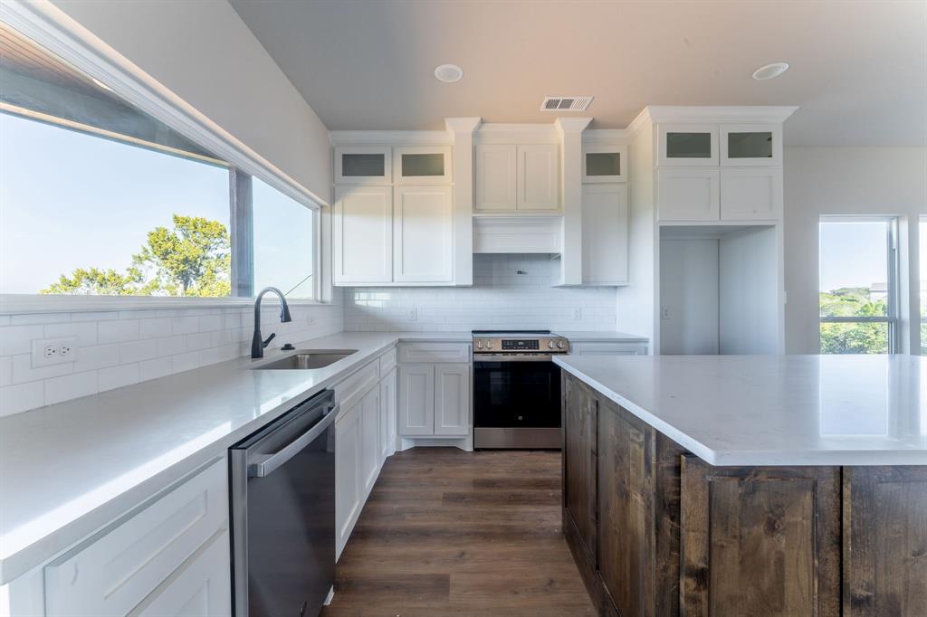 9100 Cherokee Court Rio Vista, TX 76093 - Photo 9 of 36