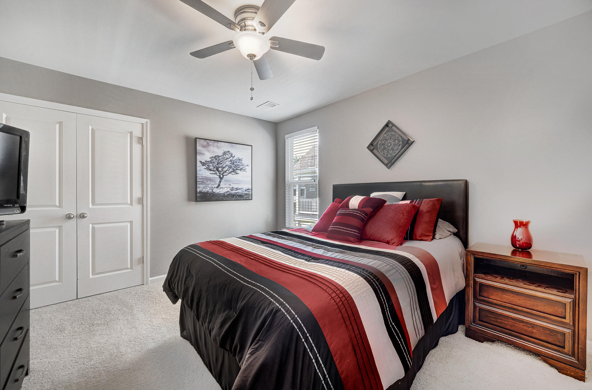1885 Bermuda Stone Road Charleston, SC 29414 - Photo 23 of 40 Bedroom 3