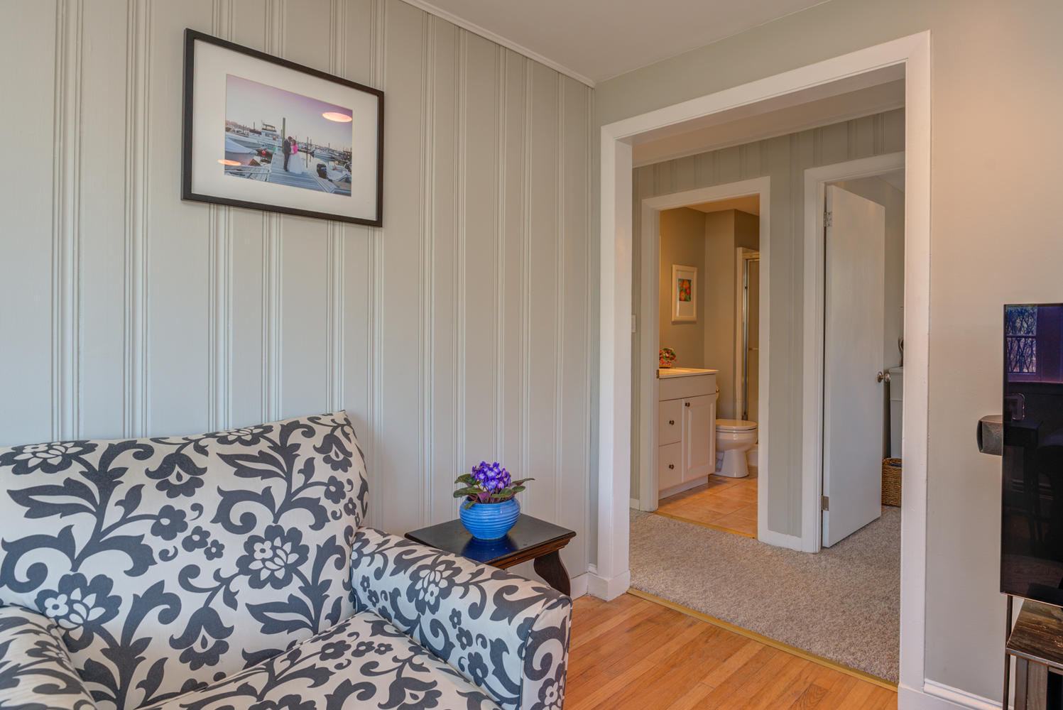 522 North Road Yarmouth, ME 04096 - Photo 4 of 34 Back hall from Living room