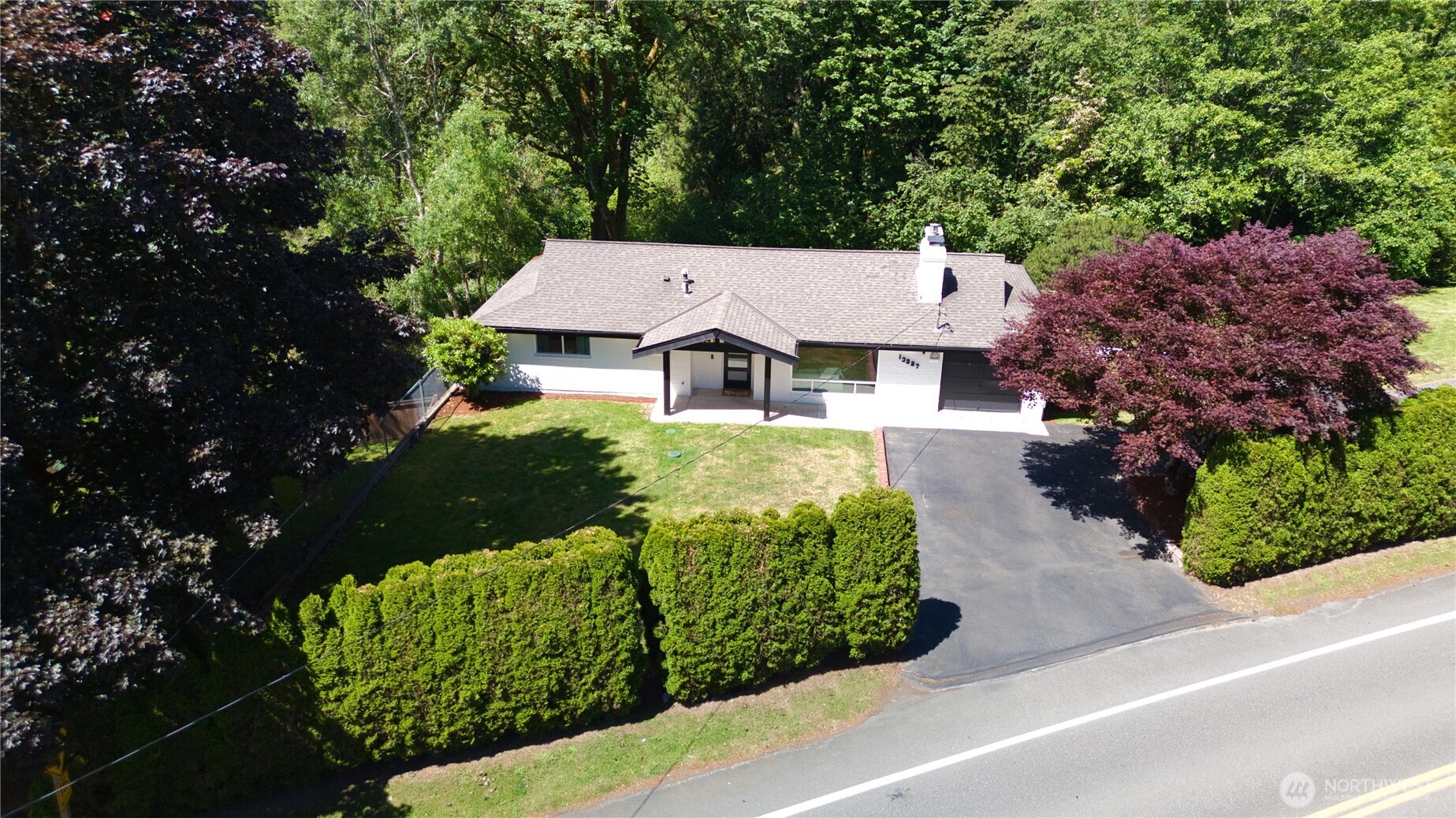 13227 Lake Kathleen Road Southeast Renton, WA 98059 - Photo 26 of 32