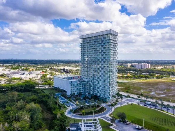 $2,500 | 2000 Metropica Way, Unit 508, Sunrise, FL 33323