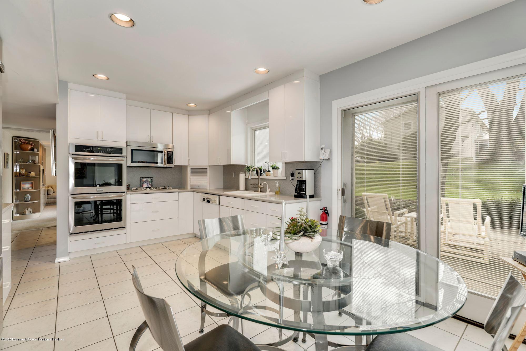 1 Bruce Road Morganville, NJ 07751 - Photo 11 of 31 EAT IN KITCHEN