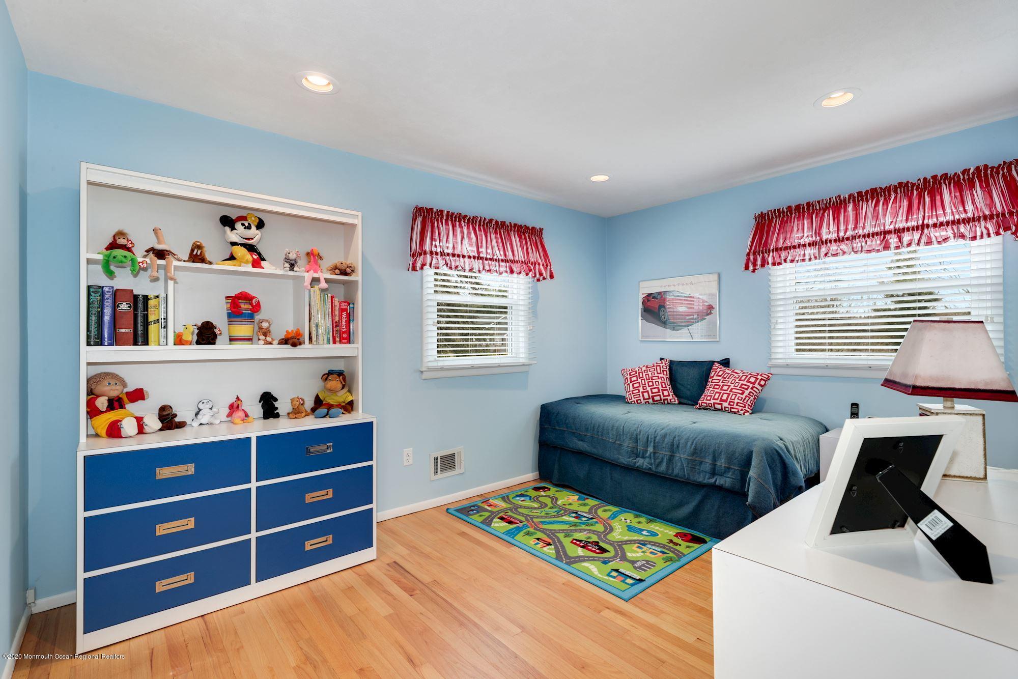1 Bruce Road Morganville, NJ 07751 - Photo 23 of 31 3RD BEDROOM