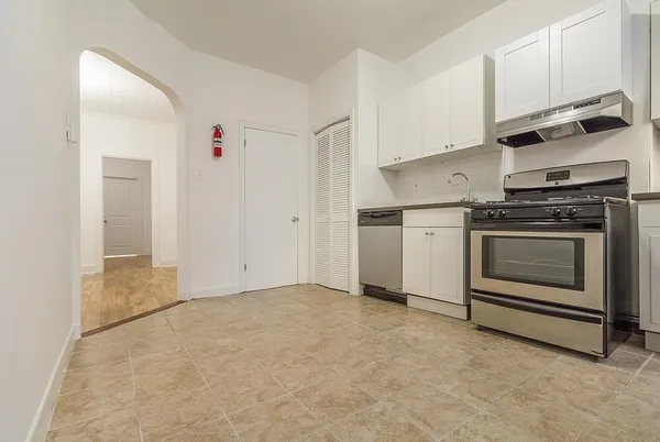 $2,900 | 412 2nd Street, Unit 2, Jersey City, NJ 07302