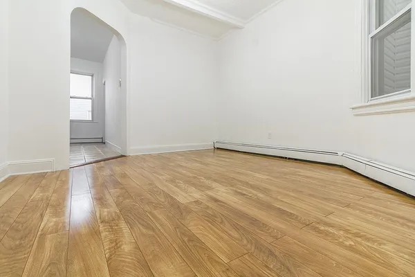$2,900 | 412 2nd Street, Unit 2, Jersey City, NJ 07302