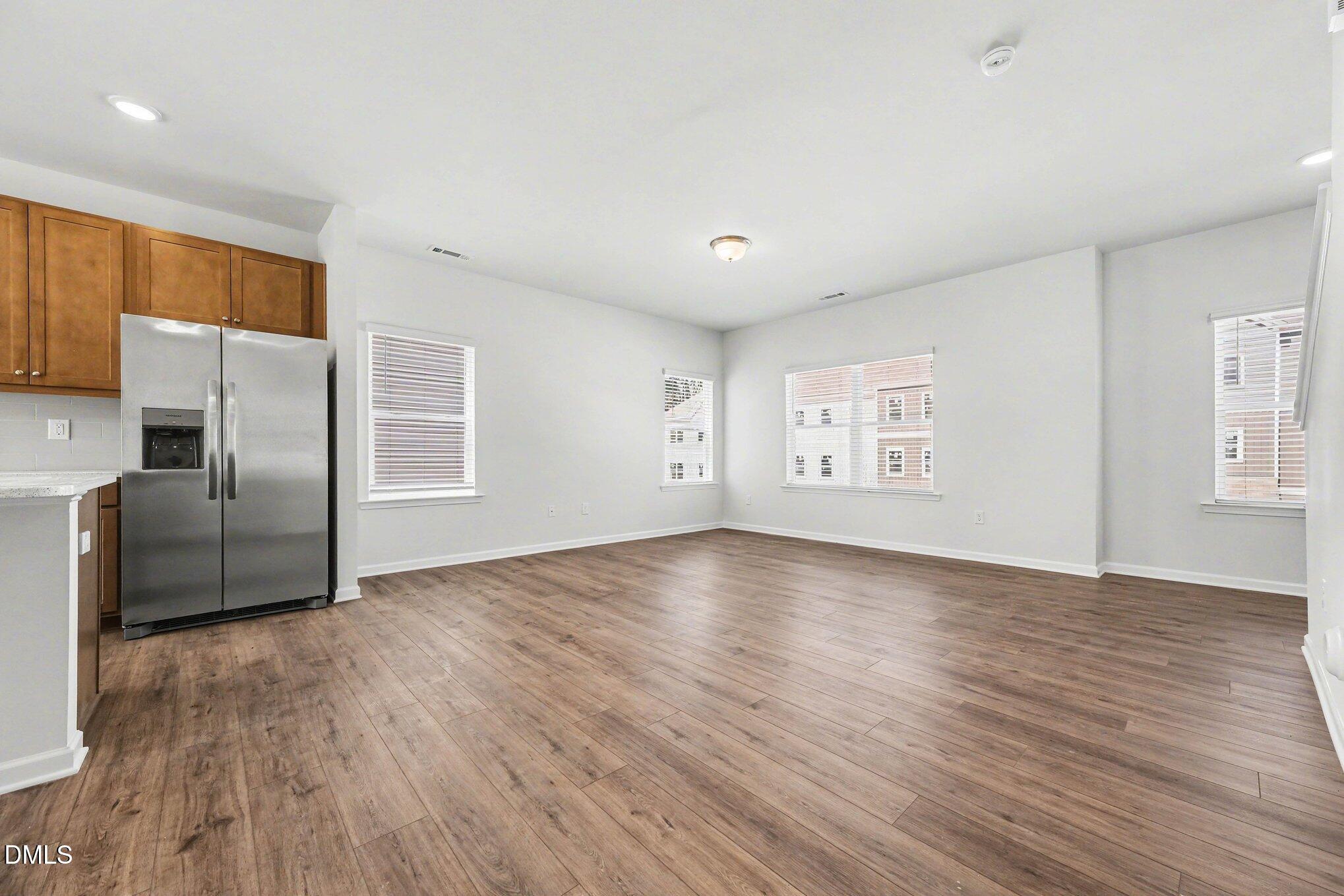 730 Orch Vista Circle Raleigh, NC 27606 - Photo 6 of 28 005_file_1445