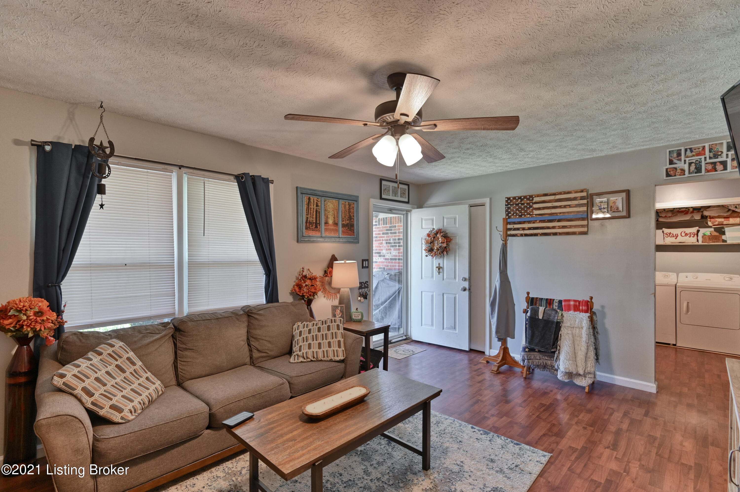 2141 Waddy Road Waddy, KY 40076 - Photo 8 of 28 011 - 20211027 4540