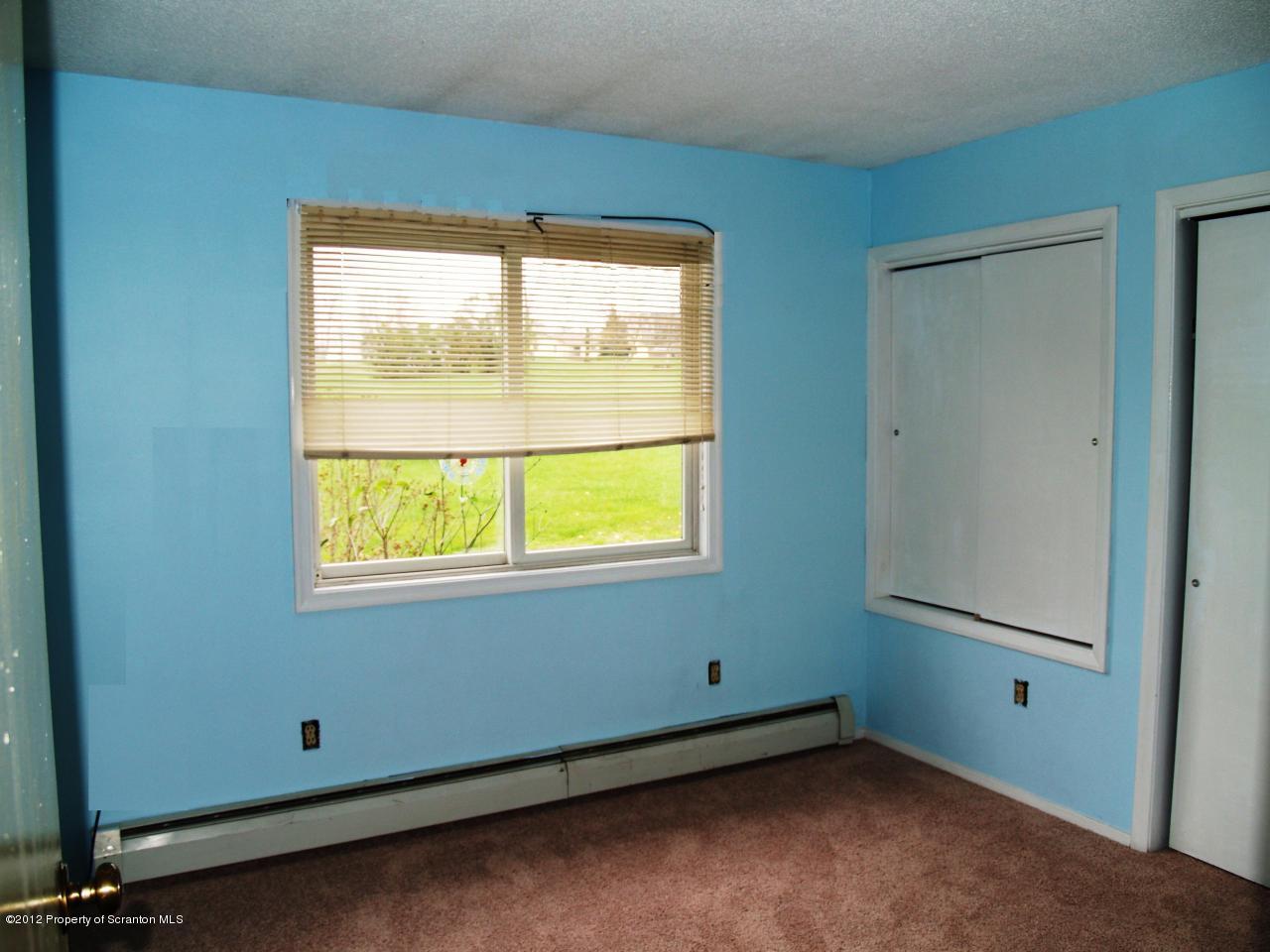 122 Murnin Road Lake Ariel, PA 18436 - Photo 8 of 17 Gallery Image 8