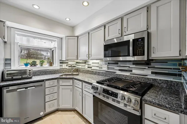 $645,000 | 13413 Oriental Court, Rockville, MD 20853