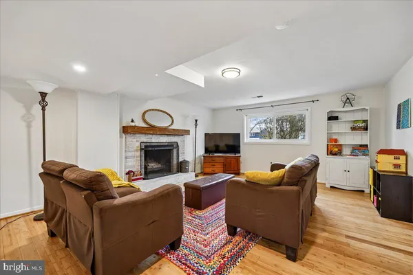 $645,000 | 13413 Oriental Court, Rockville, MD 20853