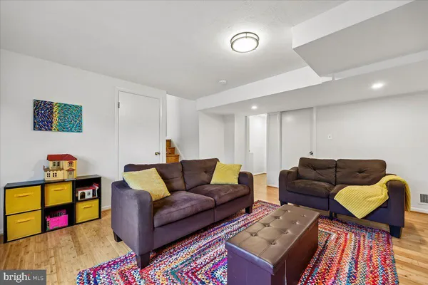 $645,000 | 13413 Oriental Court, Rockville, MD 20853