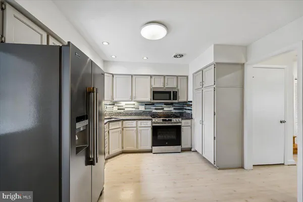 $645,000 | 13413 Oriental Court, Rockville, MD 20853