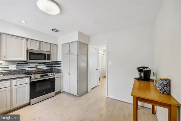 $645,000 | 13413 Oriental Court, Rockville, MD 20853