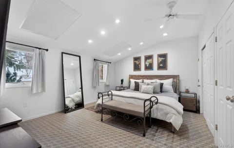 $10,000 | 11 Juneau Boulevard, Woodbury, NY 11797