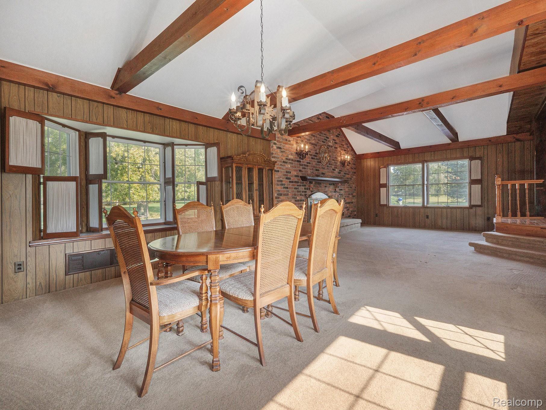 54800 9 Mile Road South Lyon, MI 48178 - Photo 2 of 31 photo_138.jpg