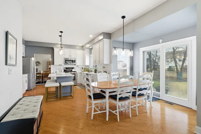 $550,000 | 1196 Fieldstone Drive, Crystal Lake, IL 60014