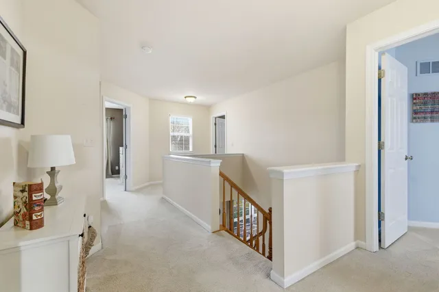 $550,000 | 1196 Fieldstone Drive, Crystal Lake, IL 60014