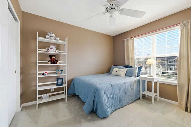 $550,000 | 1196 Fieldstone Drive, Crystal Lake, IL 60014