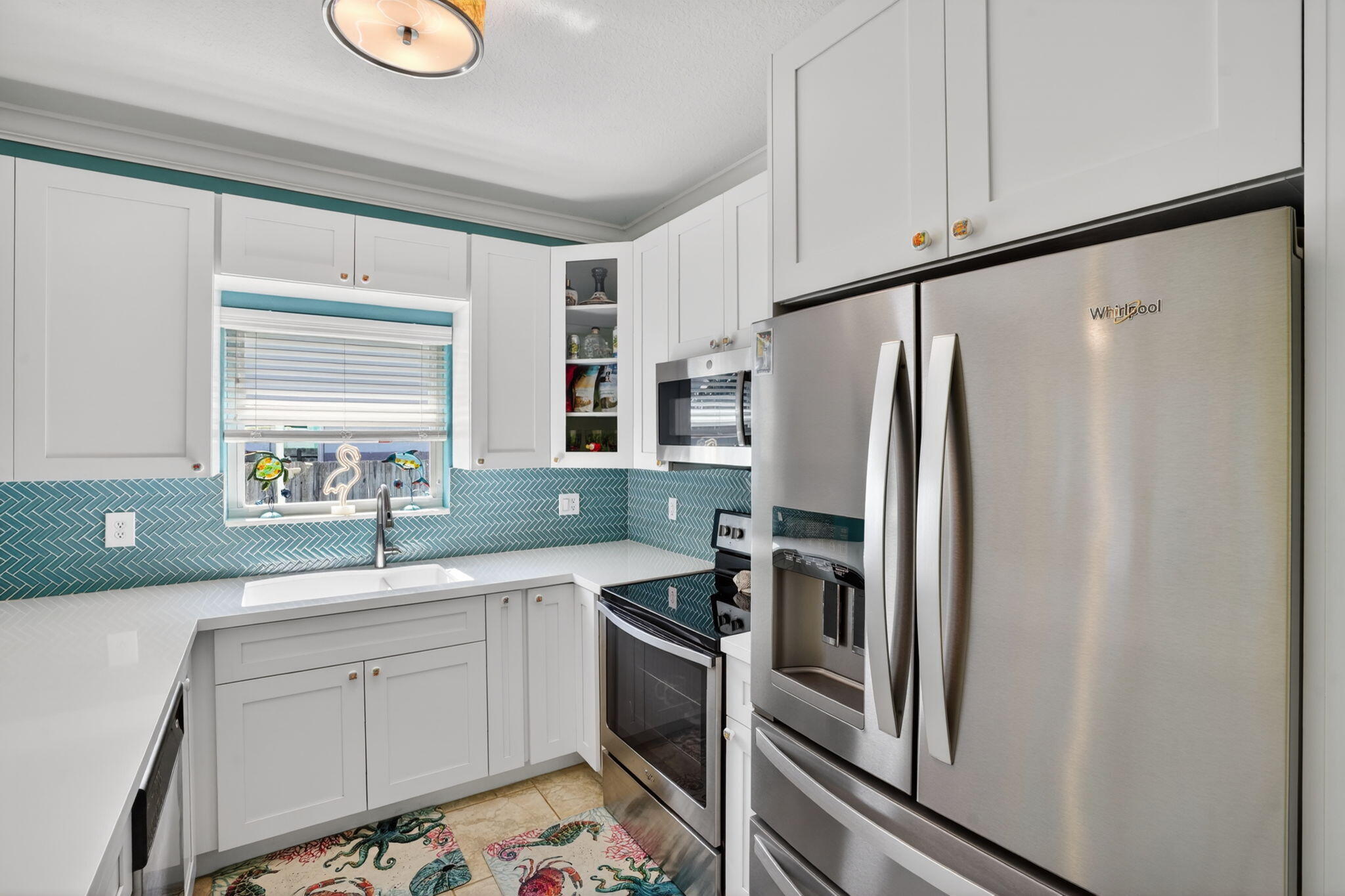 32 Andros Road Key Largo, FL 33037 - Photo 17 of 45 Kitchen Stainless Appliances