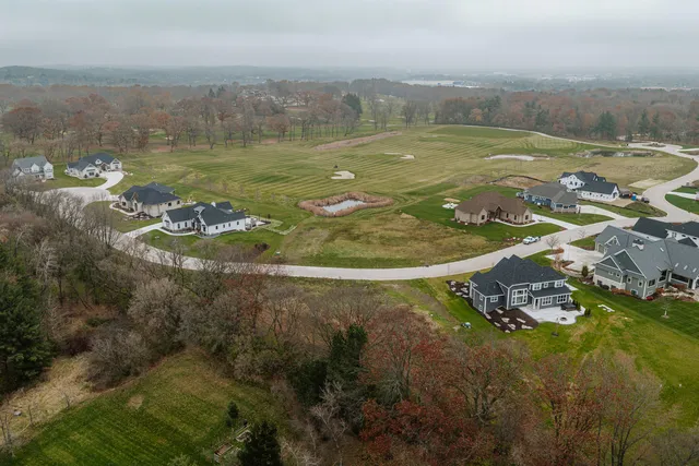 $245,000 | W275-s3617 Payne Stewart Court, Waukesha, WI 53189