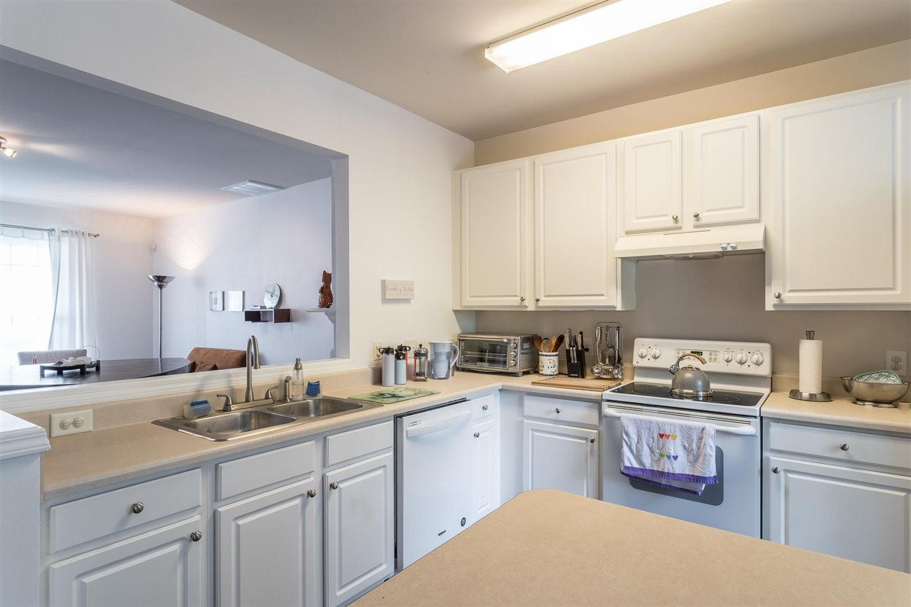 8105 Rhiannon Road Raleigh, NC 27613 - Photo 11 of 26 Photo 11