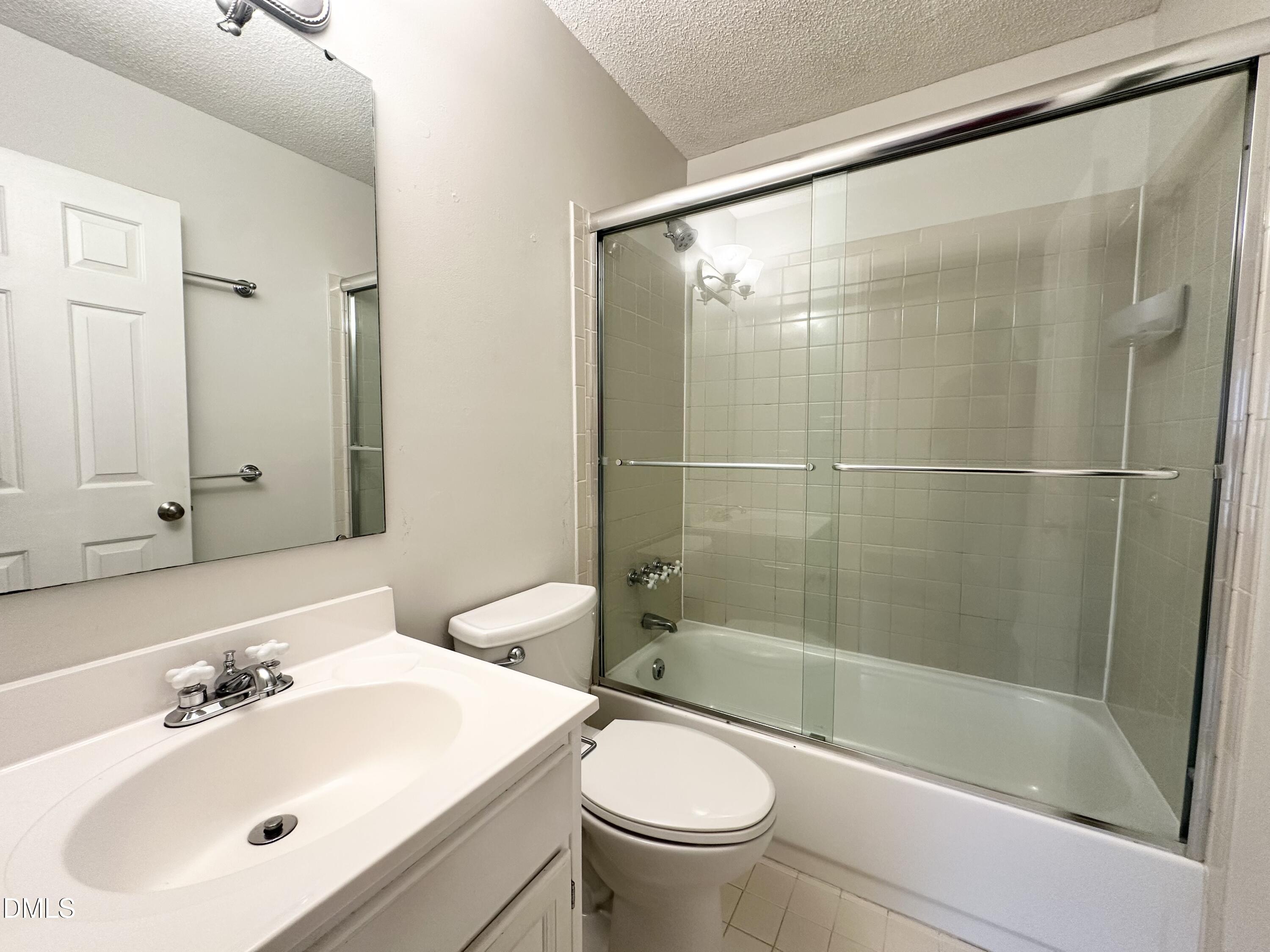 5620 Bridgetowne Way Raleigh, NC 27609 - Photo 5 of 27 IMG_4948