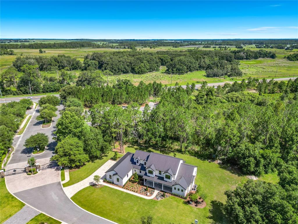 405 Long And Winding Road Howey-in-the-Hills, FL 34737 - Photo 6 of 100