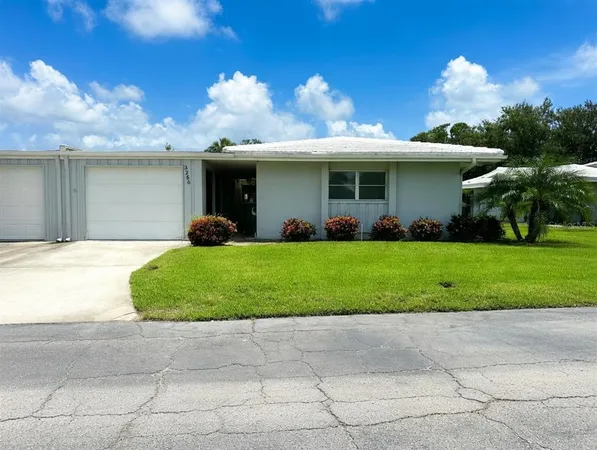 $207,500 | 3280 Southfield Lane, Unit 804, Sarasota, FL 34239