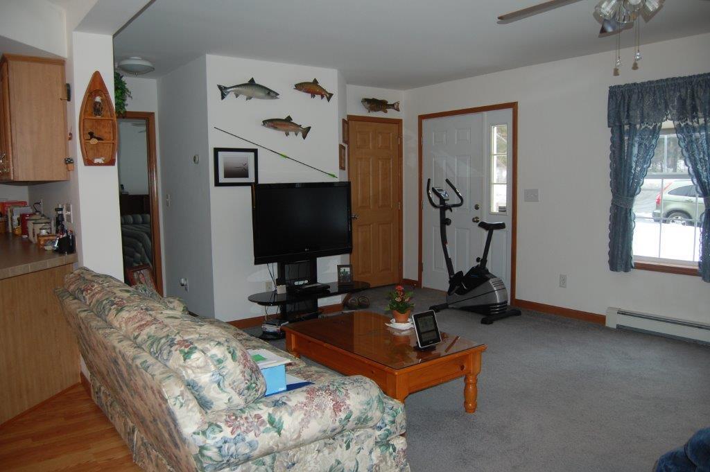 85 Stanley Road Readfield, ME 04355 - Photo 4 of 28 LIVING ROOM