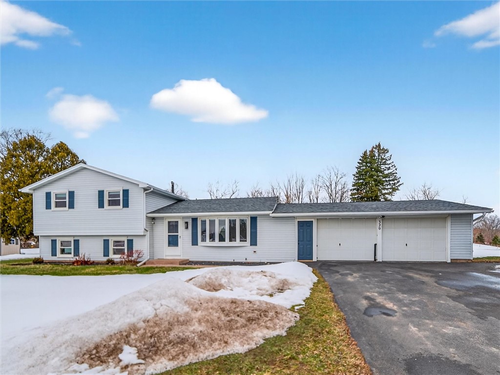 320 Parma Center Road Parma, NY 14468 - Photo 2 of 41