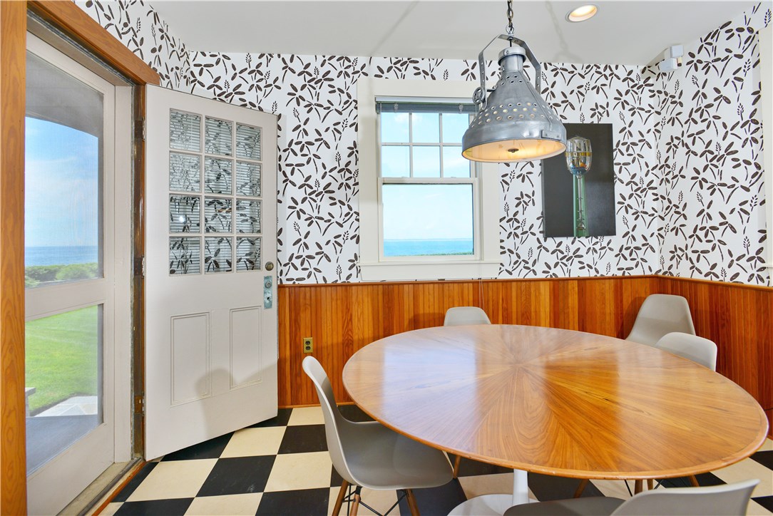 15 Spray Rock Road Westerly, RI 02891 - Photo 19 of 38