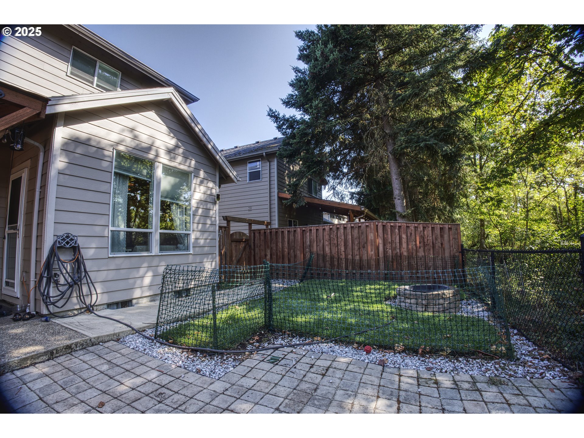 2432 Robbins Way Lebanon, OR 97355 - Photo 11 of 12