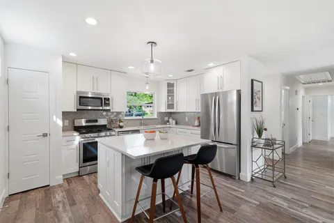 $525,000 | 1317 Corona Drive, Austin, TX 78723