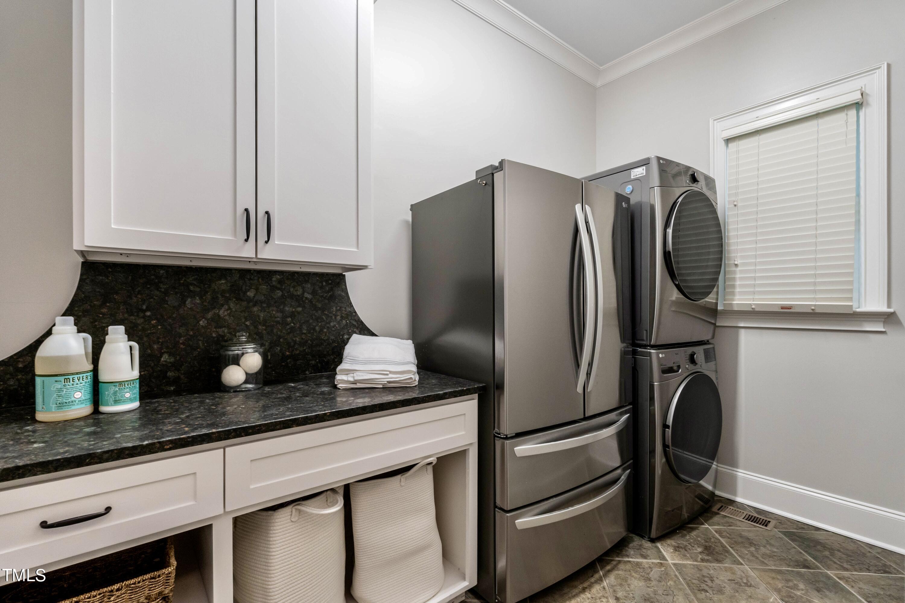 7209 Sunset Glen Point Raleigh, NC 27614 - Photo 20 of 44 020-original-laundry