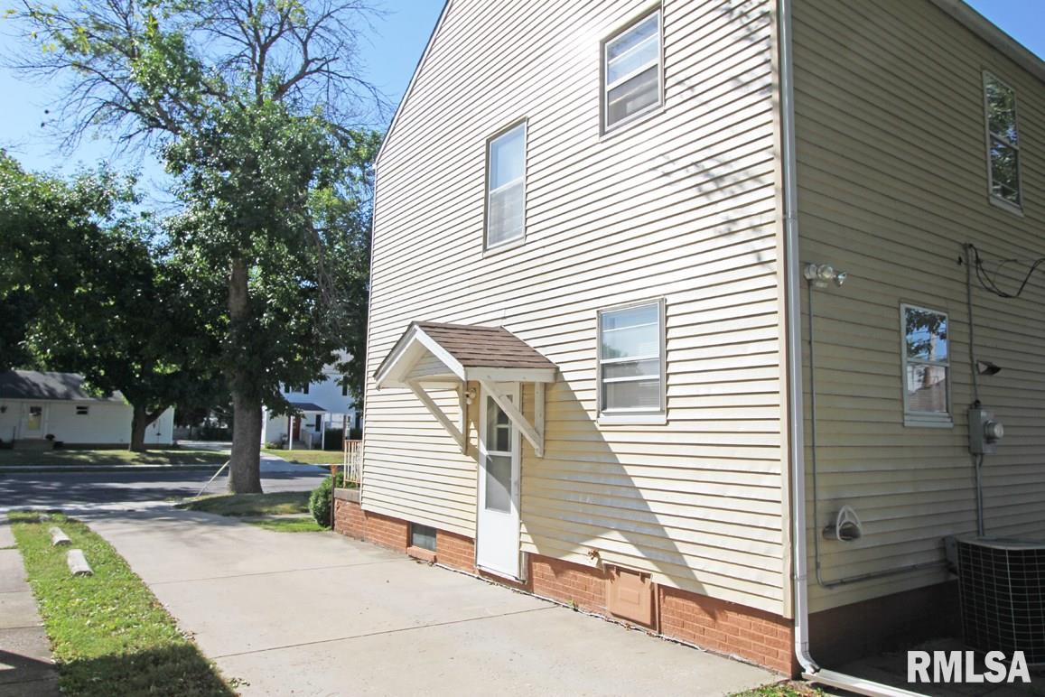 2632 South 5th Street Springfield, IL 62703 - Photo 4 of 11