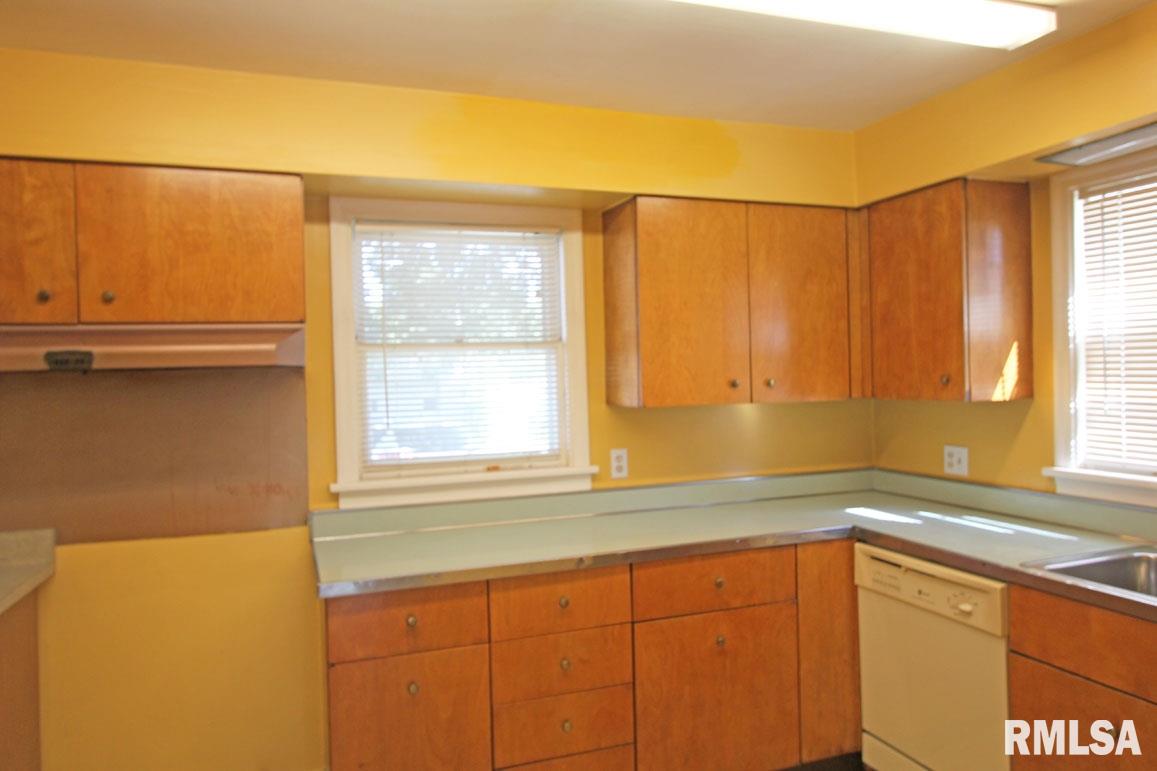 2632 South 5th Street Springfield, IL 62703 - Photo 9 of 11