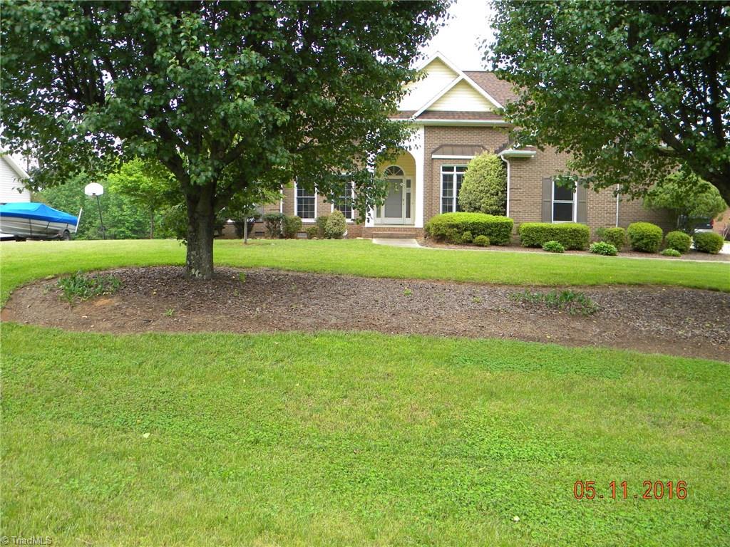7390 Lee's Ridge Road Oak Ridge, NC 27310 - Photo 2 of 9