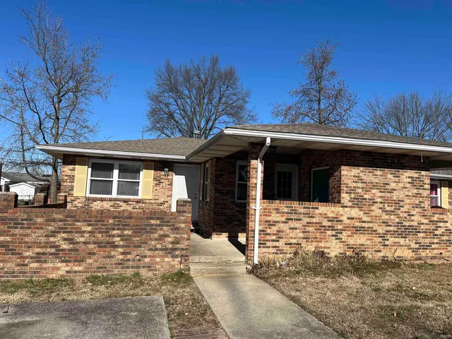 $1,000 | 1010 Parkview Drive, Boonville, IN 47601