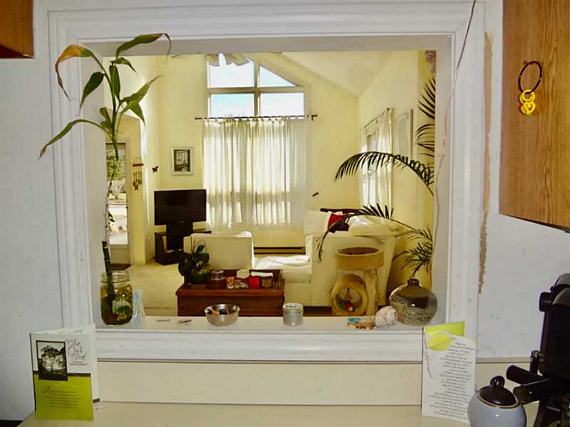 76 Quannacut Road, Unit 76A Westerly, RI 02891 - Photo 6 of 18 Living Room.