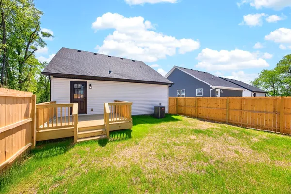 $2,200 | 206 Ross Avenue, Unit 110, Gallatin, TN 37066