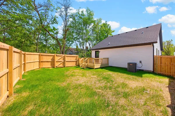 $2,200 | 206 Ross Avenue, Unit 110, Gallatin, TN 37066