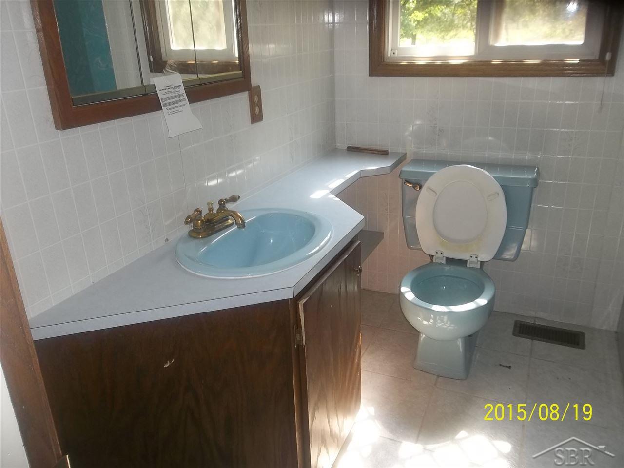 3875 West Baker Road Coleman, MI 48618 - Photo 6 of 14 31261719-5.JPG