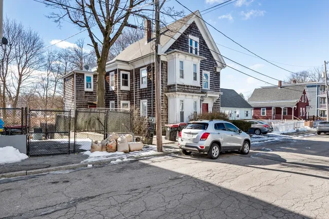 $674,900 | 38 Howard Square, Brockton, MA 02301