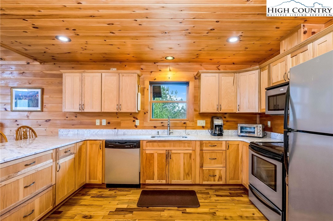 203 Waterwood Road West Jefferson, NC 28694 - Photo 30 of 49