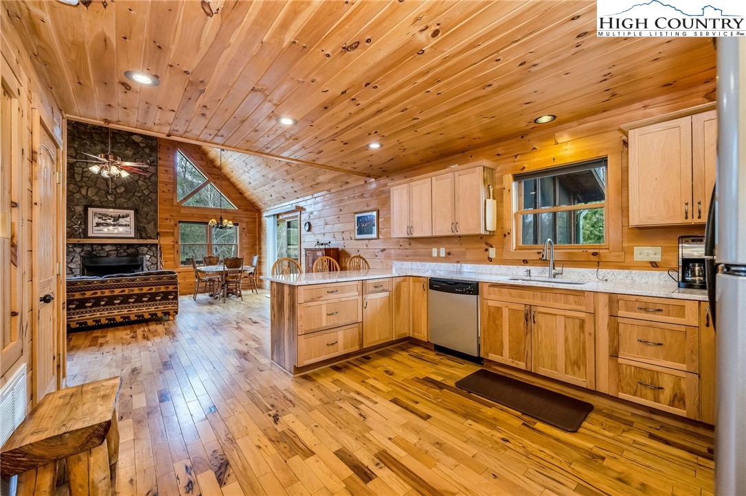 203 Waterwood Road West Jefferson, NC 28694 - Photo 31 of 49