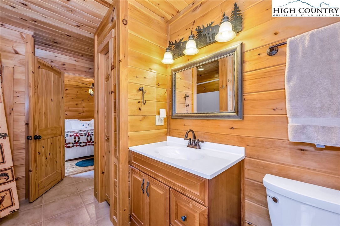 203 Waterwood Road West Jefferson, NC 28694 - Photo 37 of 49