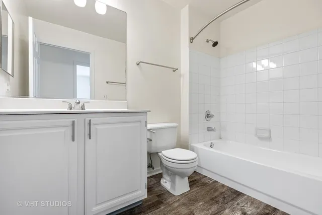 $3,163 | 398 Mozart Court, Unit 398, Wheaton, IL 60189