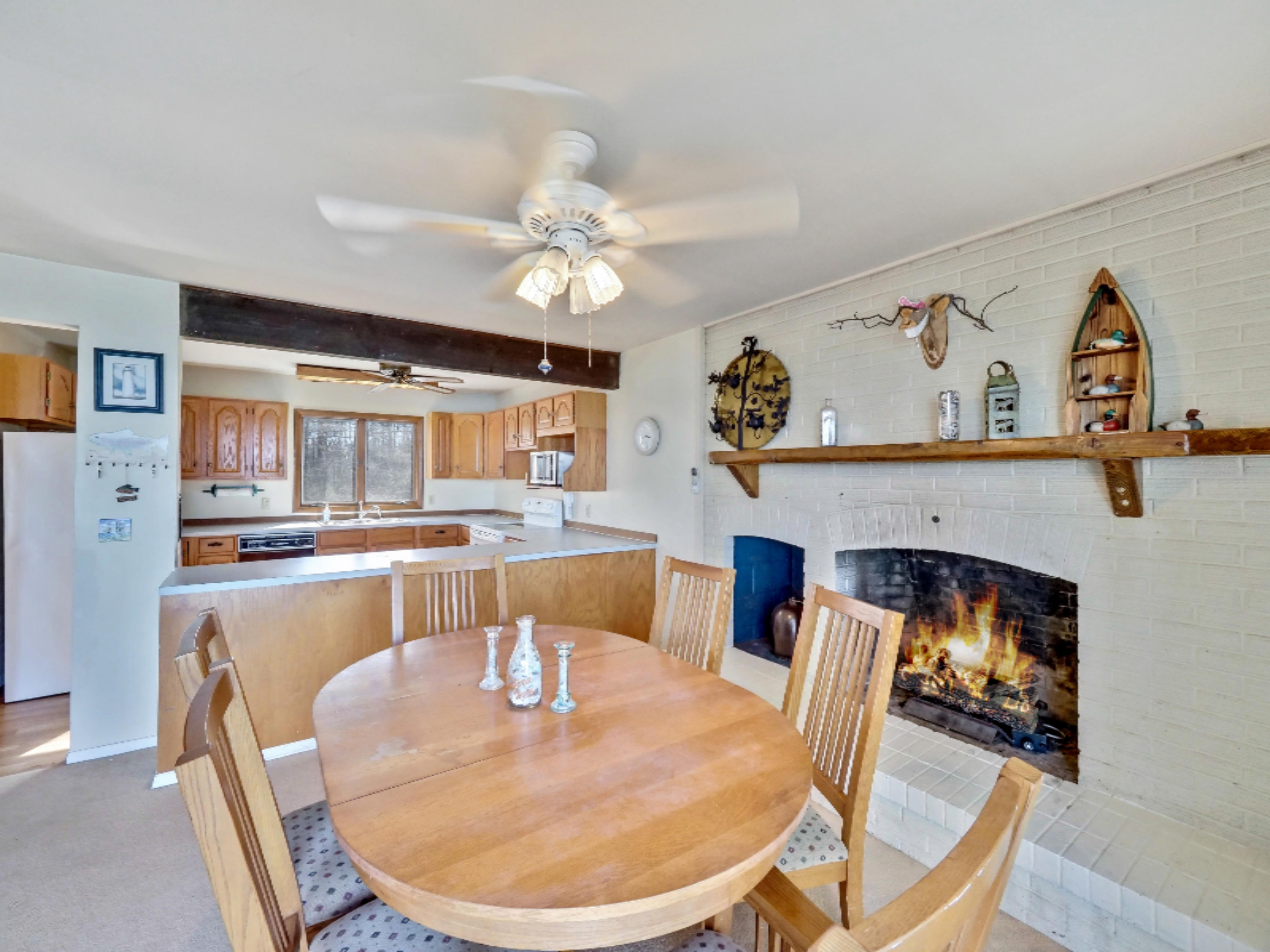 4724 Fox Farm Road Manistee, MI 49660 - Photo 20 of 58 p3070190-p3070196 fireplace