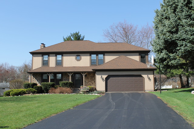 236 Perth Road Cary, IL 60013 - Photo 1 of 15